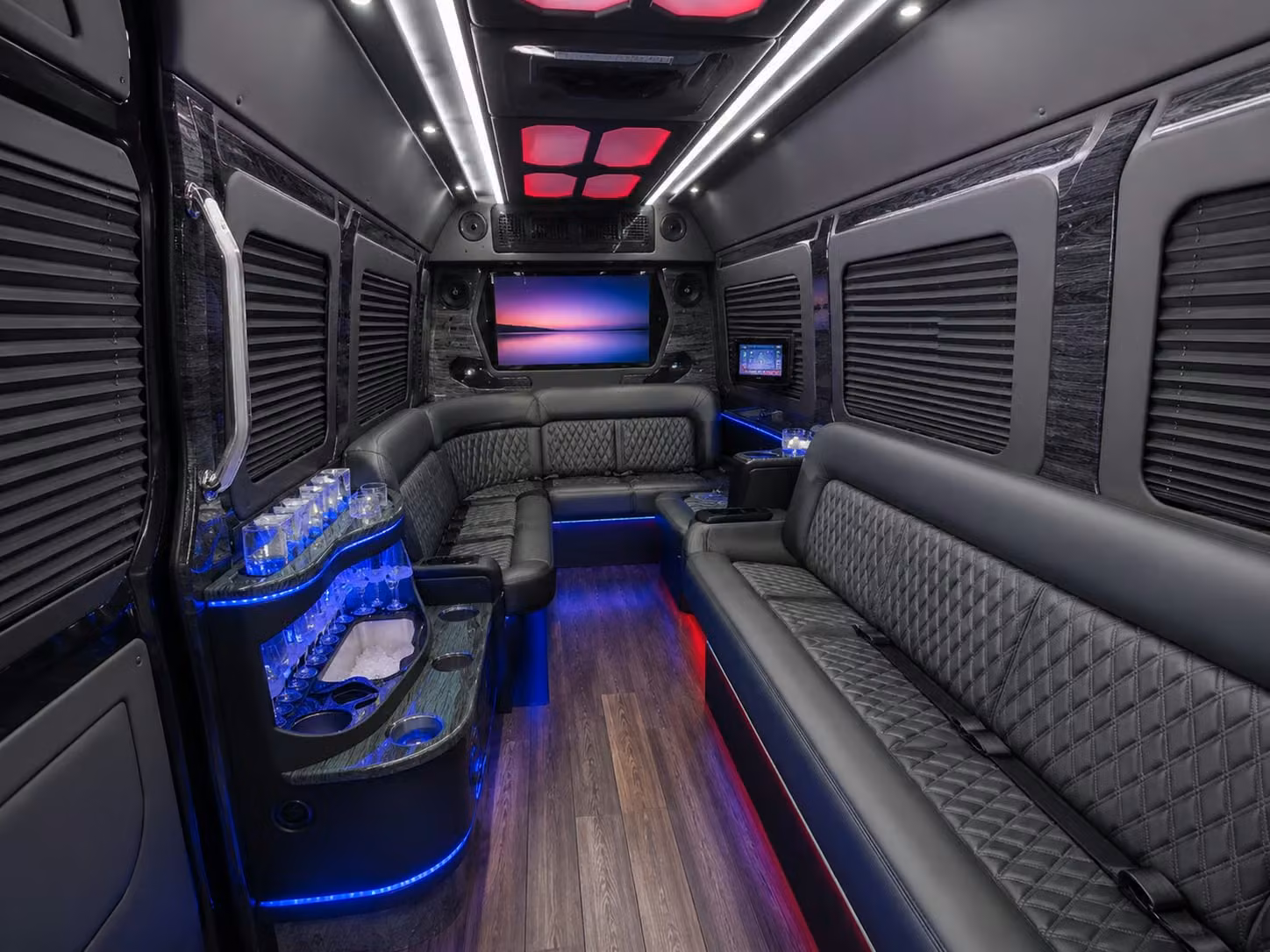 for quick and easy airport transfers for new haven employees busrentalnewhaven com delivers