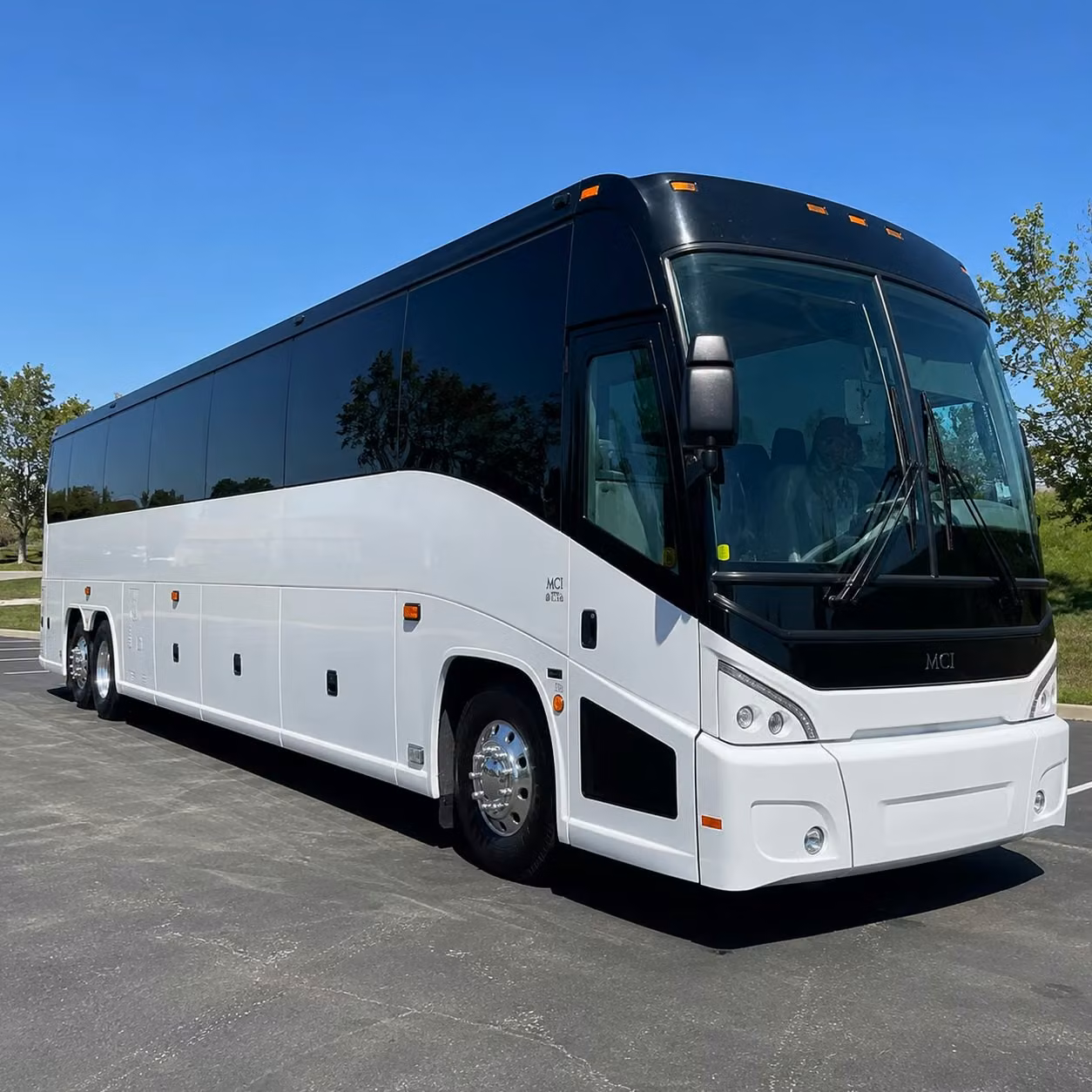 getting groups to tweed new haven and bradley international airport has never been simpler
