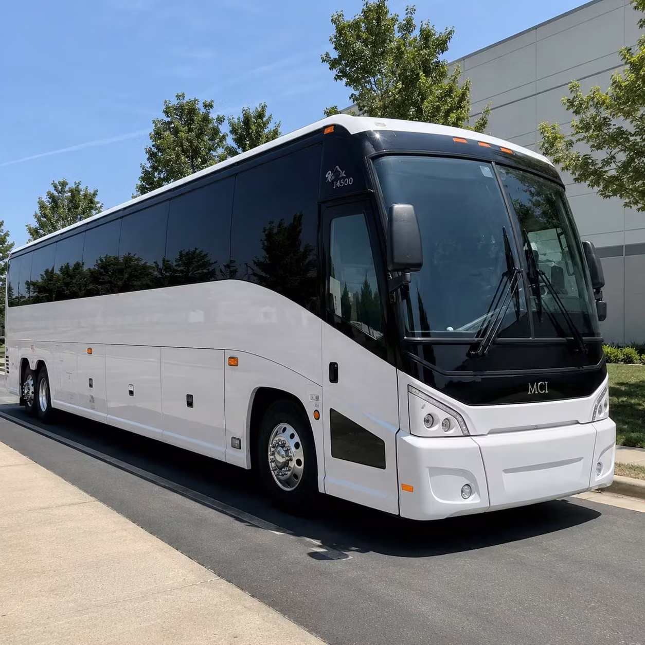 new haven charter bus hero 3